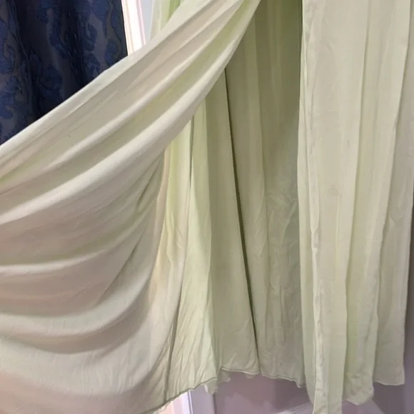 ‼️last call Katie May Adele Gown in Honeydew maxi - Picture 9 of 14